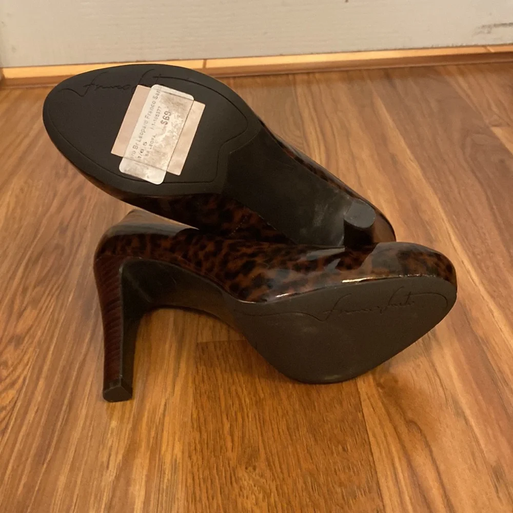 New with tags Franco Sarto brown pumps size 6.5 - Picture 5 of 7
